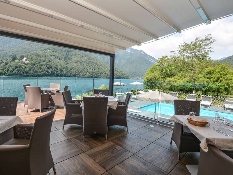 Piscina Hotel Mezzolago